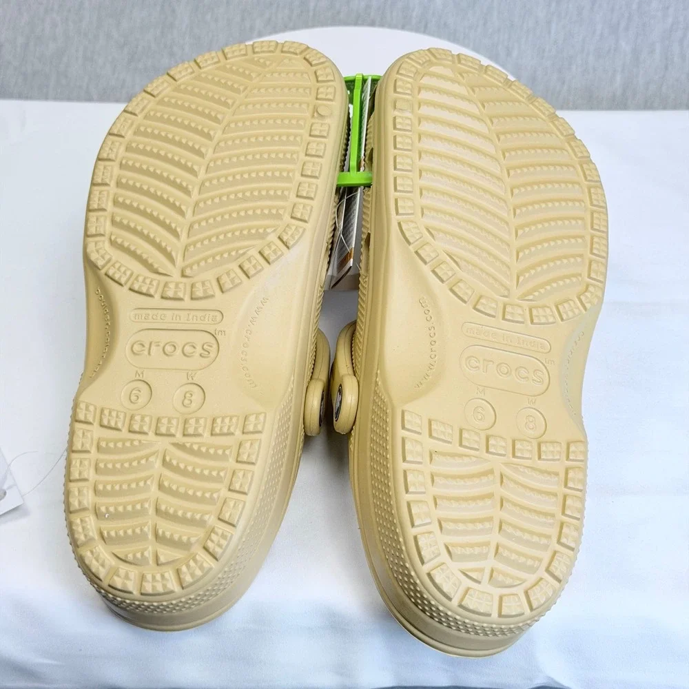 Crocs Classic Clog Wheat Tan Beige Mens 6 Womens 8 Unisex Sandal 10001-209 NEW
